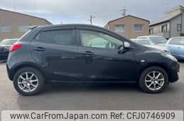 mazda demio 2014 NIKYO_XK56339