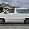 nissan elgrand 2002 170410123513 image 4