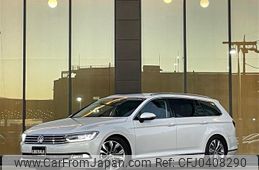 volkswagen passat-variant 2015 -VOLKSWAGEN--VW Passat Variant DBA-3CCZE--WVWZZZ3CZGE004785---VOLKSWAGEN--VW Passat Variant DBA-3CCZE--WVWZZZ3CZGE004785-