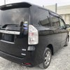 toyota voxy 2008 769235-190608172628 image 5