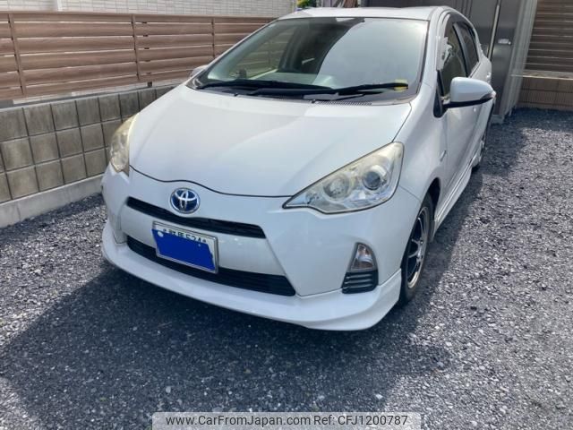 toyota aqua 2014 -TOYOTA--AQUA DAA-NHP10--NHP10-6331864---TOYOTA--AQUA DAA-NHP10--NHP10-6331864- image 1