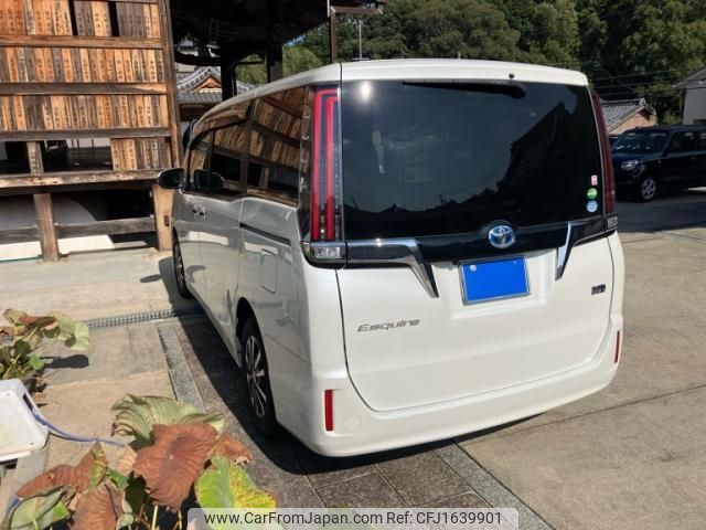 toyota esquire 2018 CFJ1639901 image 2