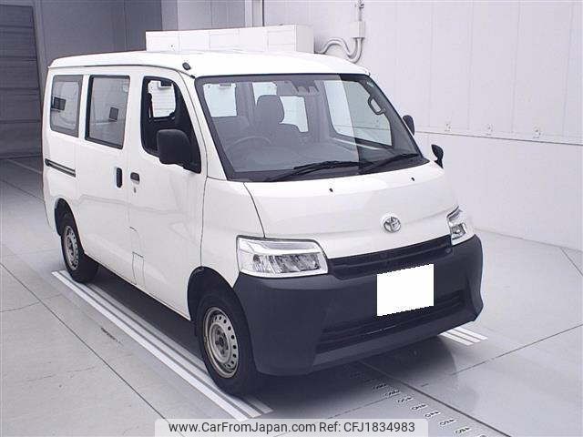 toyota townace-van 2021 CFJ1834983 image 1