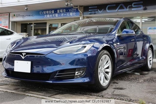 Used TESLA MOTORS MODEL S 2018 5YJSB7E22JF238277 in good condition for sale
