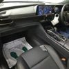 toyota crown-estate 2025 CFJ1839641 image 3