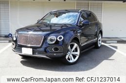 bentley bentayga 2018 quick_quick_ABA-BADDB_SJAAF14V6JC022262