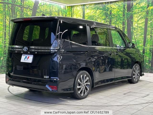 toyota voxy 2023 CFJ1652789 image 2