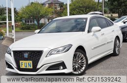 toyota crown 2022 CFJ1539242