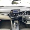 toyota c-hr 2018 quick_quick_DAA-ZYX10_ZYX10-2145116 image 8