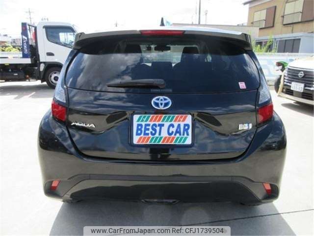toyota aqua 2023 CFJ1739504 image 2
