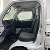 mitsubishi minicab-truck 2017 CFJ1530246 image 17