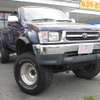 toyota hilux-sports-pickup 1998 171013151817 image 1