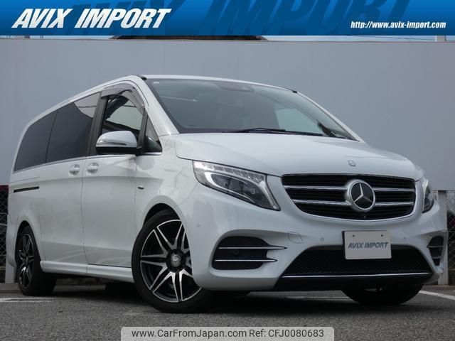 mercedes-benz v-class 2016 quick_quick_447811_WDF44781323232492 image 1