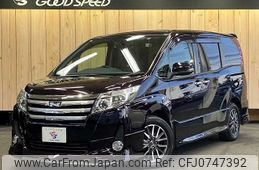 toyota noah 2014 -TOYOTA--Noah DBA-ZRR80W--ZRR80-0068749---TOYOTA--Noah DBA-ZRR80W--ZRR80-0068749-