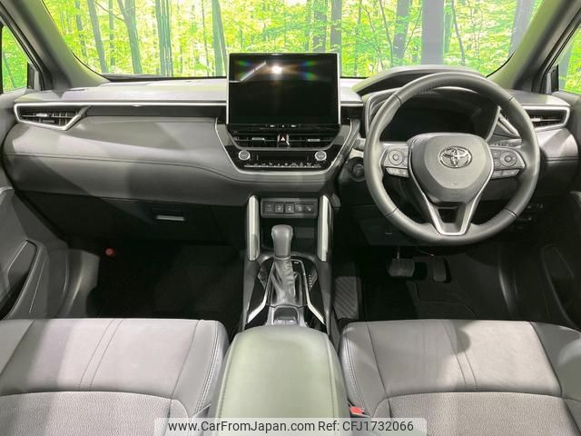 toyota corolla-cross 2024 CFJ1732066 image 2