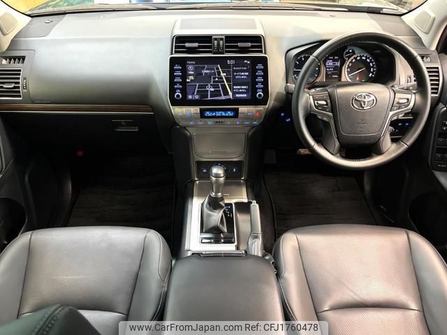 toyota land-cruiser-prado 2023 CFJ1760478 image 2
