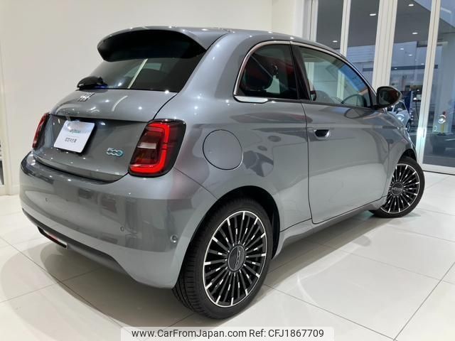 fiat fiat-others 2022 CFJ1867709 image 2