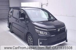 toyota voxy 2014 CFJ1835508
