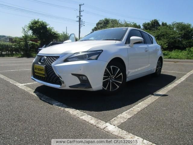 lexus ct 2018 quick_quick_DAA-ZWA10_ZWA10-2322592 image 1