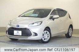 toyota aqua 2022 quick_quick_6AA-MXPK10_MXPK11-2047748