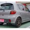 toyota vitz 2003 CFJ6862022 image 2