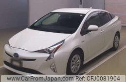 toyota prius 2017 -TOYOTA--Prius DAA-ZVW50--ZVW50-6068668---TOYOTA--Prius DAA-ZVW50--ZVW50-6068668-