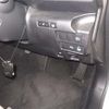lexus is 2018 CFJ1610214 image 9