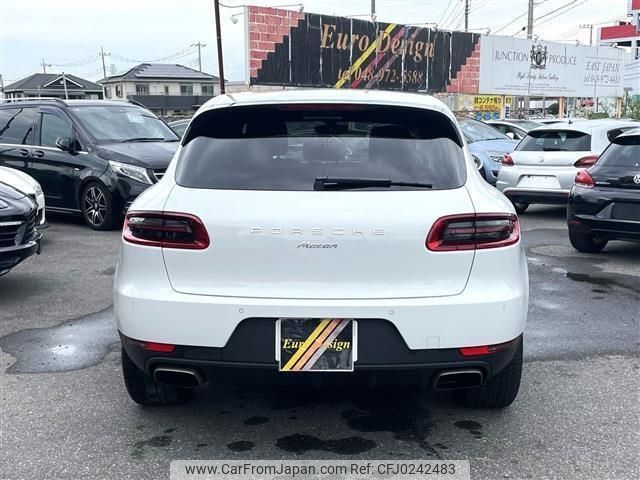 porsche macan 2016 quick_quick_ABA-95BCNC_WP1ZZZ95ZGLB12141 image 2