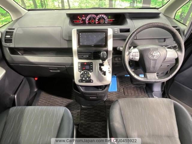 toyota voxy 2010 -TOYOTA--Voxy DBA-ZRR70W--ZRR70-0326462---TOYOTA--Voxy DBA-ZRR70W--ZRR70-0326462- image 2