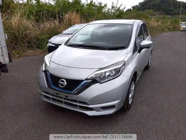 nissan note 2020 -NISSAN--Note DAA-HE12--HE12-415855---NISSAN--Note DAA-HE12--HE12-415855- image 1