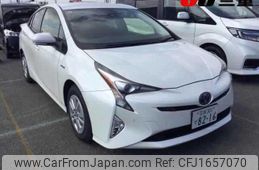 toyota prius 2017 CFJ1657070