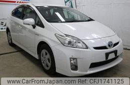 toyota prius 2011 CFJ1741125