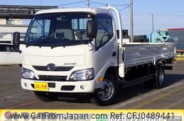 hino dutro 2018 GOO_NET_EXCHANGE_0206393A30241125W003