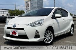 toyota aqua 2014 CFJ1584711