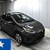 toyota aqua 2019 -TOYOTA--AQUA NHP10H--NHP10-6850703---TOYOTA--AQUA NHP10H--NHP10-6850703- image 1