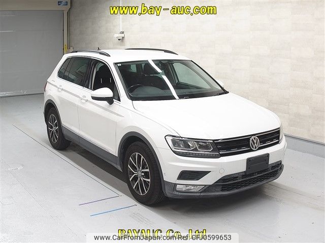 volkswagen tiguan 2017 -VOLKSWAGEN--VW Tiguan 5NCZE-WVGZZZ5NZHW869934---VOLKSWAGEN--VW Tiguan 5NCZE-WVGZZZ5NZHW869934- image 1