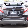 toyota c-hr 2017 GOO_JP_700072025530250520002 image 2