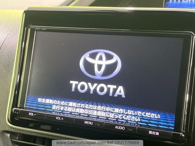 toyota voxy 2018 CFJ1779969 image 2