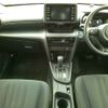 toyota yaris-cross 2021 CFJ1846210 image 9