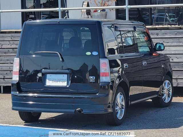 toyota bb 2004 CFJ1682077 image 2