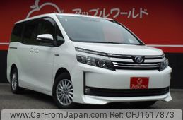 toyota voxy 2015 CFJ1617873