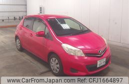 toyota vitz 2013 CFJ1664897