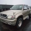 toyota hilux-sports-pick-up 2004 GOO_NET_EXCHANGE_1002907A30241107W001 image 1