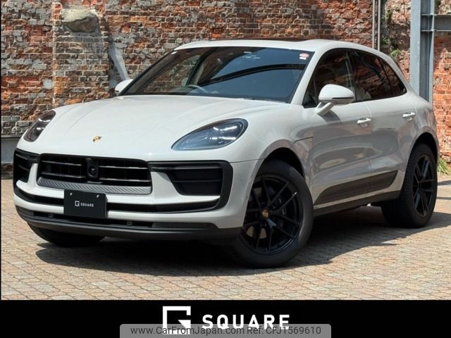porsche macan 2024 CFJ1569610 image 1