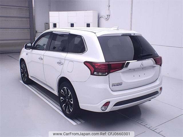 mitsubishi outlander-phev 2016 -MITSUBISHI--Outlander PHEV GG2W--0310707---MITSUBISHI--Outlander PHEV GG2W--0310707- image 2