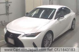 lexus is 2023 CFJ1843183