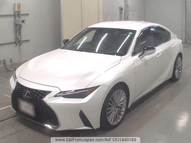 lexus is 2023 CFJ1843183 image 1