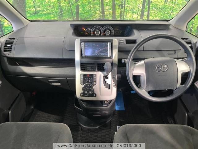 toyota voxy 2011 -TOYOTA--Voxy DBA-ZRR70G--ZRR70-0433352---TOYOTA--Voxy DBA-ZRR70G--ZRR70-0433352- image 2