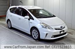 toyota prius-α 2012 CFJ1523855