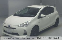 toyota aqua 2013 -TOYOTA 【金沢 500ﾓ1763】--AQUA DAA-NHP10--NHP10-2217647---TOYOTA 【金沢 500ﾓ1763】--AQUA DAA-NHP10--NHP10-2217647-